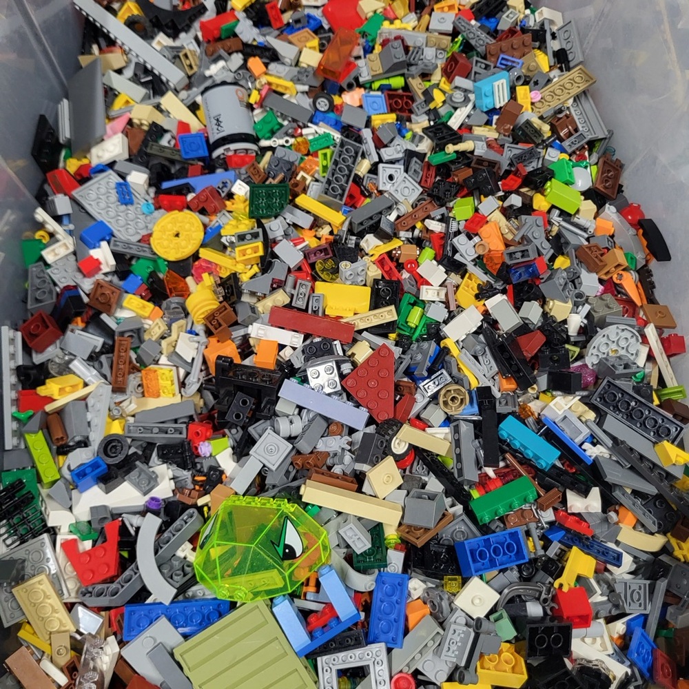 Legos 4 pounds of genuine Legos. - Picture 3 of 3